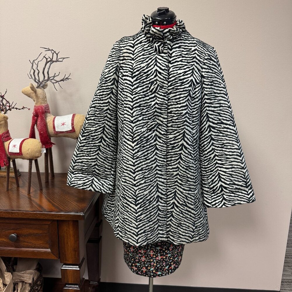 3 Sisters Winter Coat Zebra with red lining EUC size L